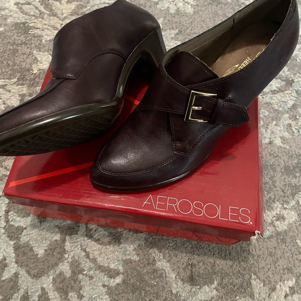 AEROSOLES burgundy Heeled Boots.